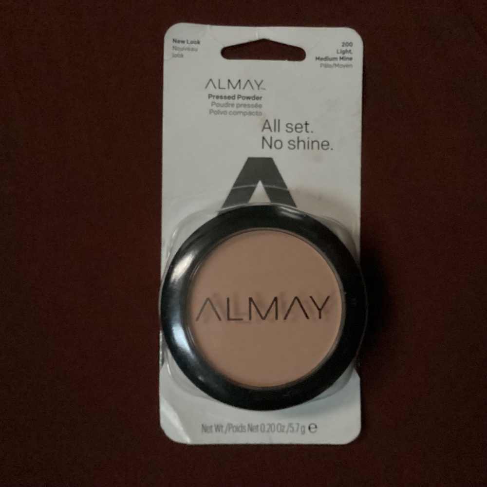 Almay Pressed Powder 100 My Best Light Net Wt. 0.20 oz/5.7 g  New/Sealed